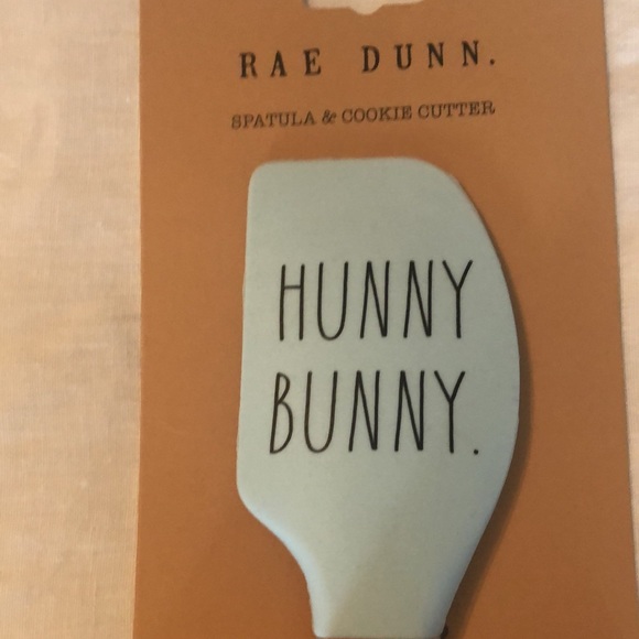 RAE DUNN spatula and cookie cutter - Picture 2 of 5